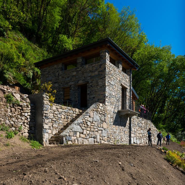 Tra Lago E Montagna Baita La Morena Nesso Eksteriør bilde