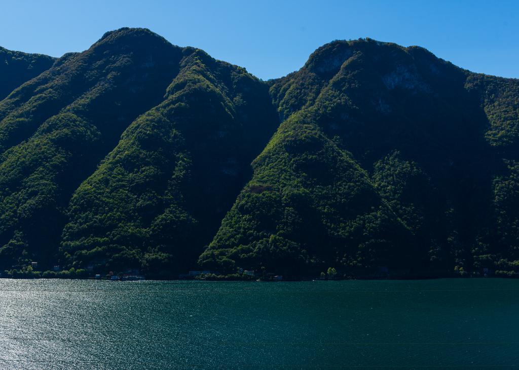 Tra Lago E Montagna Baita La Morena Nesso Eksteriør bilde